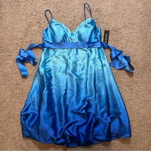 NWT Onyx Blue Ombré Bubble Dress Size 8